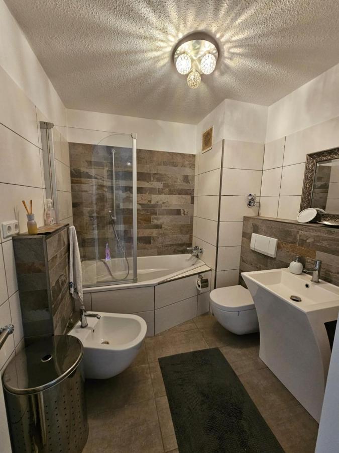 Апартаменты Uebernachten Sie Im Wunderschoenen Weiden Кёльн Экстерьер фото